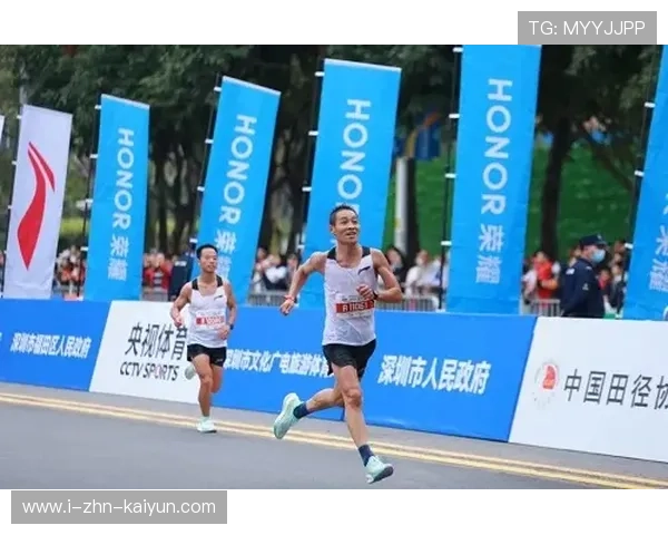 冠军球队球员参与公益马拉松传播健康理念，马拉松运动员签约赞助